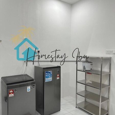 Homestay Ibu ลุมุต ภายนอก รูปภาพ